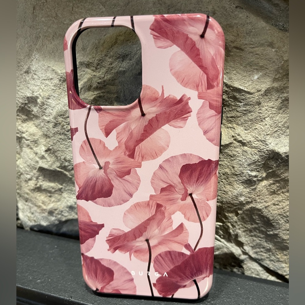 Burga ‘Tender Kiss’ iPhone 12 Pro Max Tough MagSafe